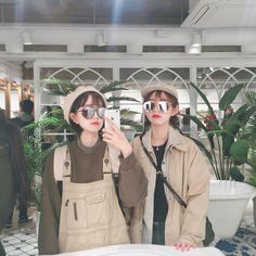 Resultado de imagem para ulzzang friends